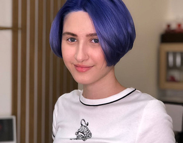Фиолетовое и синее окрашивание волос